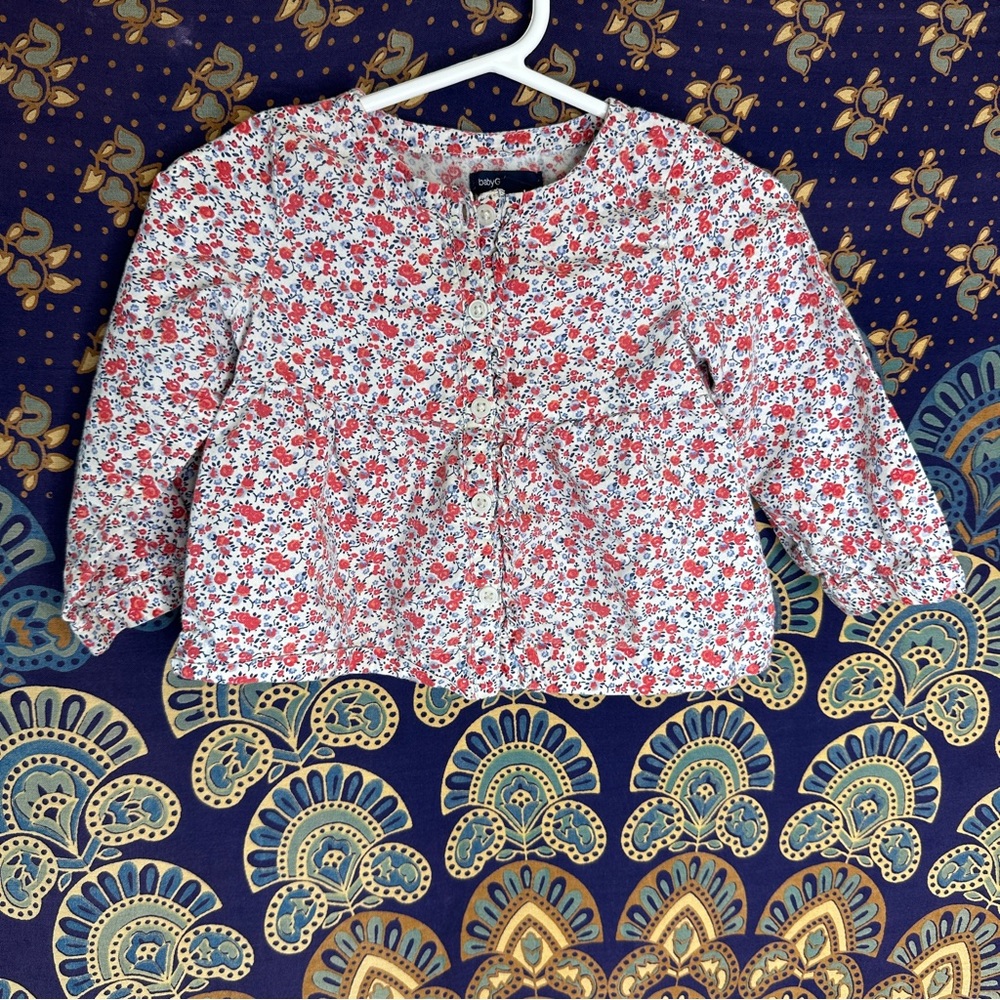 ⭐️5/15$⭐️ floral blouse